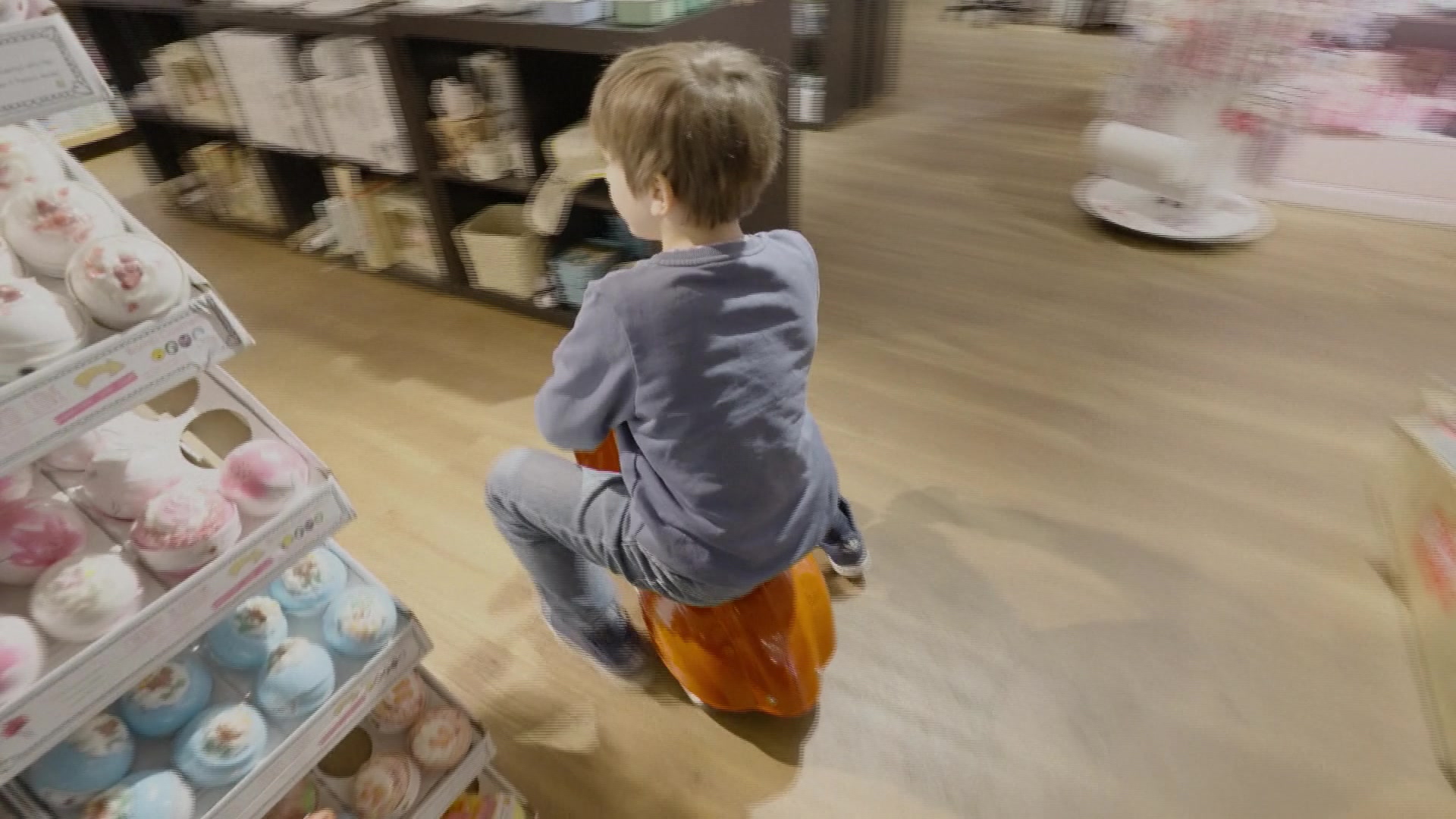 Infoclip: Enhancing toys safety
